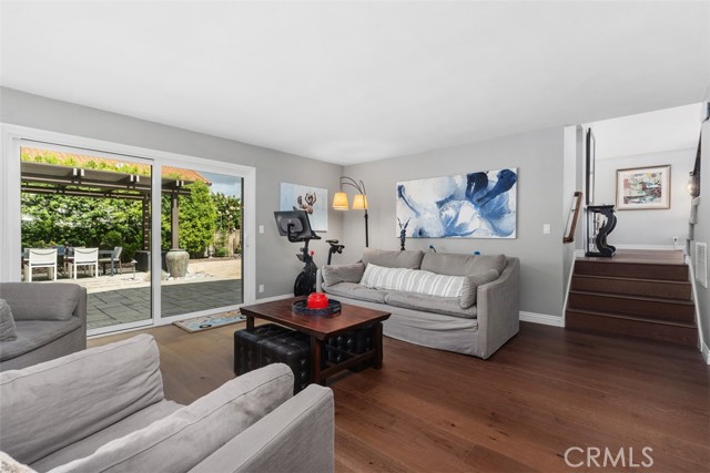 14801 Mayten Avenue, Irvine CA: https://media.crmls.org/medias/b622f121-2331-40f4-a319-9e44e54578d4.jpg