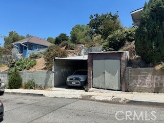 1937 Delta Street, Los Angeles CA: https://media.crmls.org/medias/b62353c2-716d-419e-b92b-00cc5b1d7887.jpg