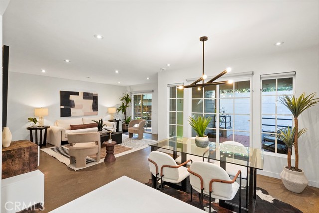 Detail Gallery Image 9 of 35 For 2364 Duane St #7,  Silver Lake Los Angeles,  CA 90039 - 2 Beds | 2/1 Baths