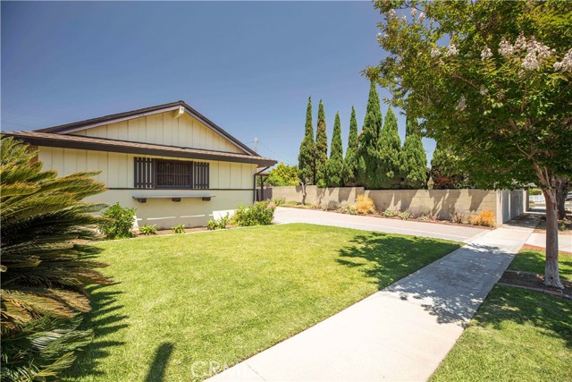 Detail Gallery Image 2 of 37 For 20611 Vaccaro Ave, Torrance,  CA 90503 - 3 Beds | 2 Baths