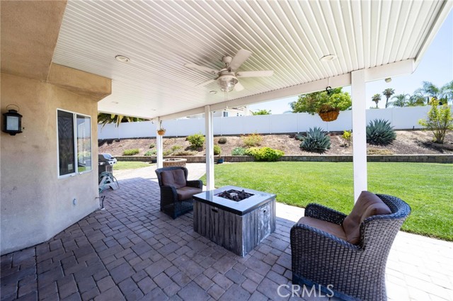 25444 Clover Glen Circle, Murrieta CA: https://media.crmls.org/medias/b624eabf-1d90-46de-bfa0-fb429e5868b0.jpg