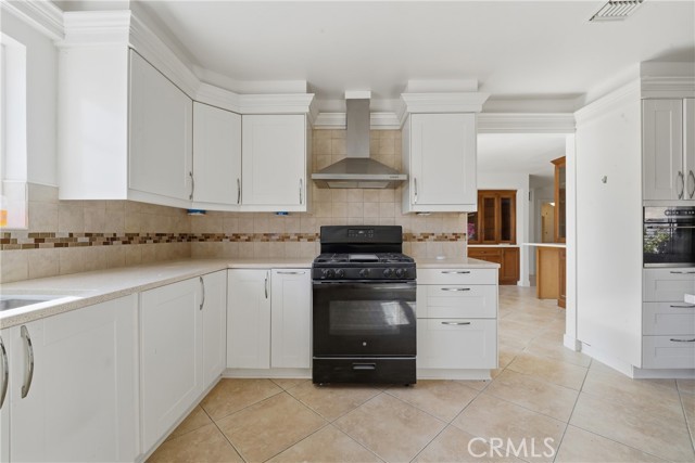 Detail Gallery Image 27 of 67 For 658 Glenmore, Glendale,  CA 91206 - 4 Beds | 3 Baths