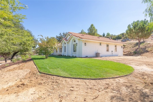 Detail Gallery Image 38 of 44 For 40994 Calle Bandido, Murrieta,  CA 92562 - 3 Beds | 3 Baths