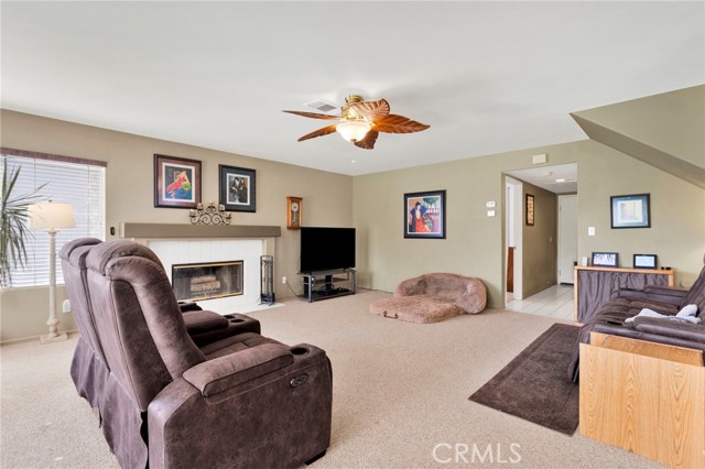 Detail Gallery Image 14 of 71 For 19149 San Jacinto Way, Apple Valley,  CA 92308 - 5 Beds | 3 Baths