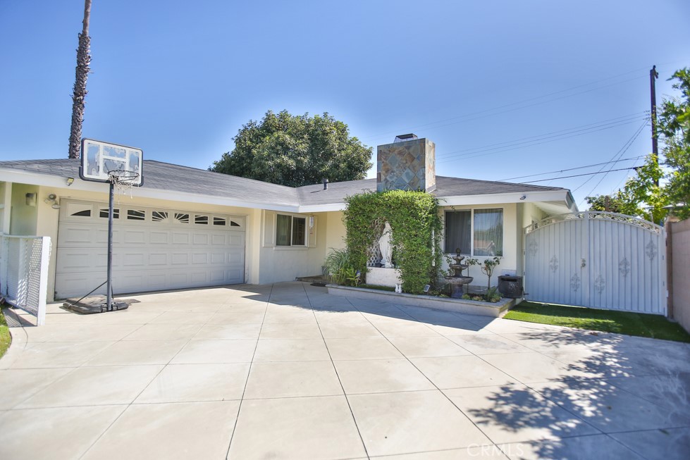 1324 N Gilbert Street