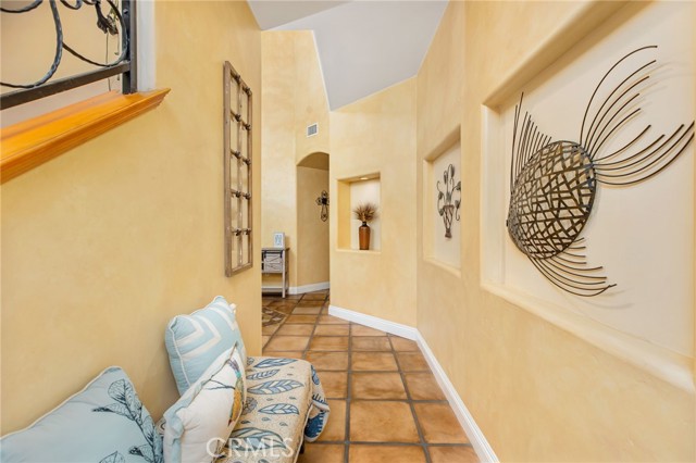 Detail Gallery Image 7 of 69 For 22088 Mustang Ct, Canyon Lake,  CA 92587 - 5 Beds | 4 Baths