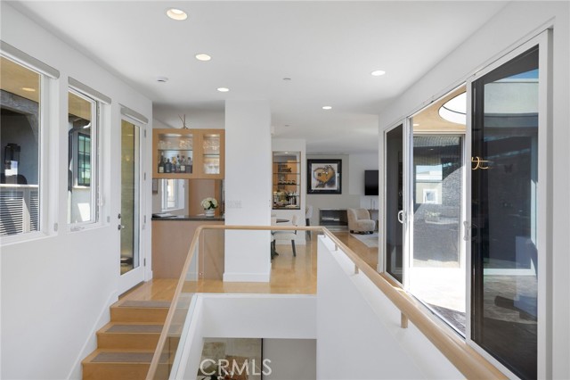 2303 Vista Drive, Manhattan Beach, California 90266, 4 Bedrooms Bedrooms, ,3 BathroomsBathrooms,Residential,For Sale,Vista,SB26092785
