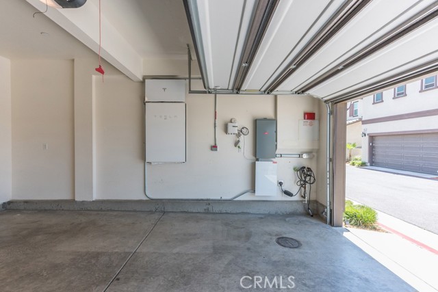 Detail Gallery Image 41 of 64 For 27638 Sawtooth Ln, Canyon Country,  CA 91387 - 3 Beds | 2/1 Baths