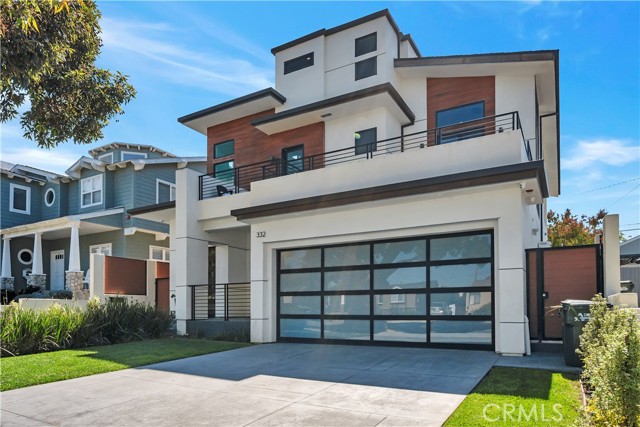 332 Avenue E, Redondo Beach, California 90277, 5 Bedrooms Bedrooms, ,6 BathroomsBathrooms,Residential,For Sale,Avenue E,SB26070979
