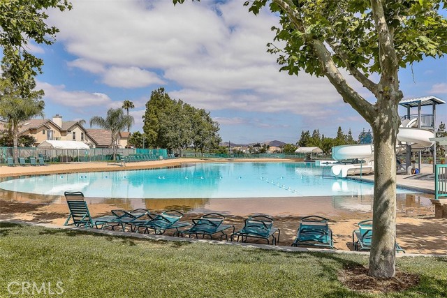 28705 Bridge Water Lane, Menifee CA: https://media.crmls.org/medias/b627c883-63e9-4be4-a695-077a80ff9f7d.jpg