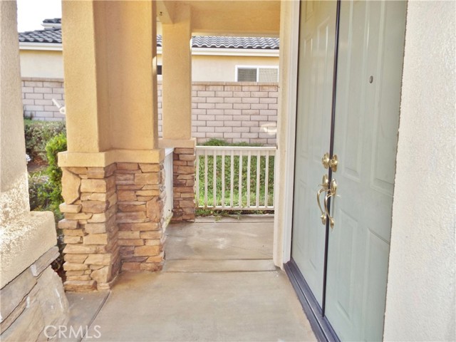 Detail Gallery Image 3 of 46 For 28397 Oasis View Cir, Menifee,  CA 92584 - 2 Beds | 2 Baths