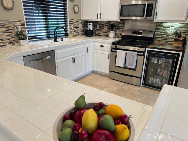 1242 Avenida Amistad, San Marcos CA: https://media.crmls.org/medias/b62c046e-0089-44d2-960b-bf0641ce5c62.jpg