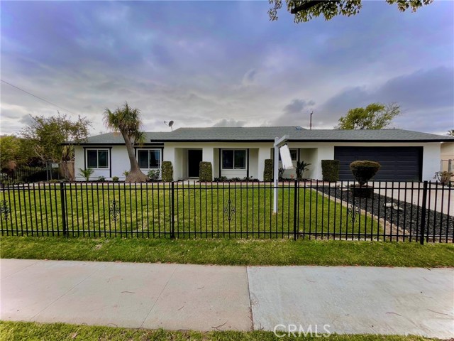 Detail Gallery Image 1 of 1 For 1670 N Primrose Ave, Rialto,  CA 92376 - 3 Beds | 2 Baths
