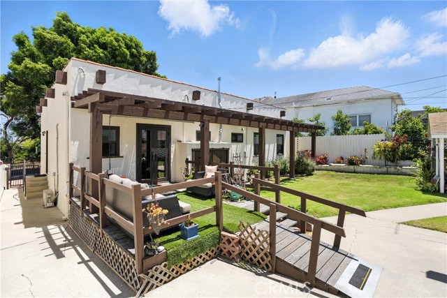 1215 S Patton Avenue, San Pedro CA: https://media.crmls.org/medias/b62c2d46-4881-423b-81d9-d7956dca05ce.jpg