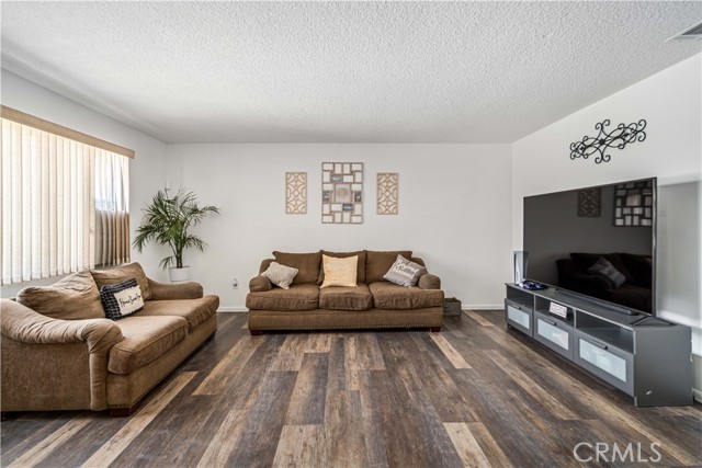 Detail Gallery Image 6 of 30 For 24438 Sage Ave, Boron,  CA 93516 - 3 Beds | 2 Baths