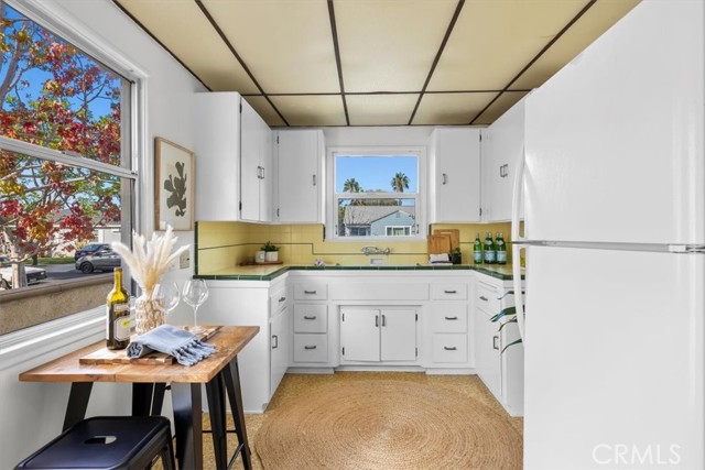 Retro kitchen with freshly painted cabinets