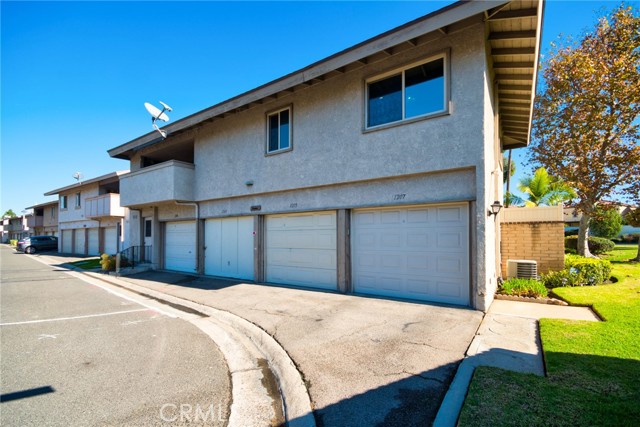 Detail Gallery Image 39 of 39 For 1207 N Kraemer Bld #4,  Placentia,  CA 92870 - 2 Beds | 1 Baths