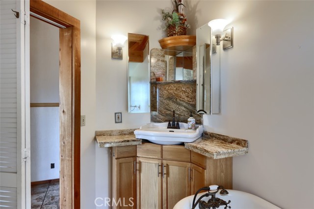 Detail Gallery Image 15 of 32 For 2380 Old Highway, Catheys Valley,  CA 95306 - 2 Beds | 3 Baths