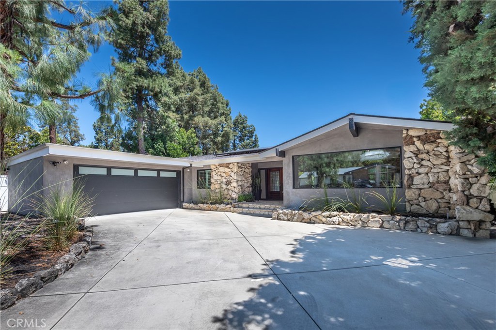 4152 Adlon Place