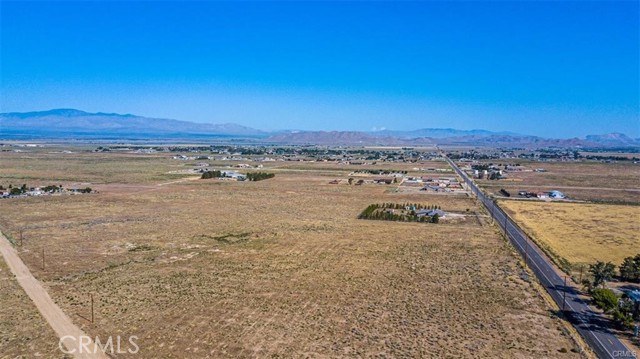 Detail Gallery Image 14 of 20 For 70 Antelope, Lancaster,  CA 93536 - – Beds | – Baths