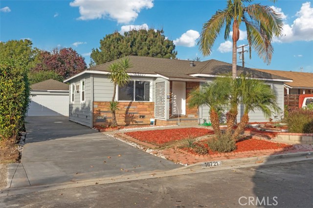 16721 E Greenhaven St, Covina, CA 91722