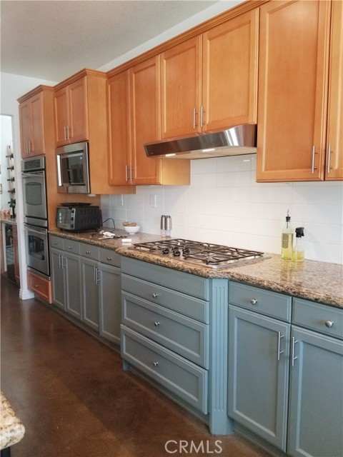22825 Montanya Place, Murrieta CA: https://media.crmls.org/medias/b62e6273-2e36-4017-9ad3-f8101ada9a19.jpg