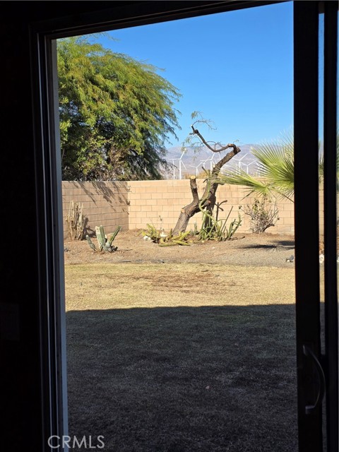 Detail Gallery Image 19 of 23 For 736 Summit Dr, Palm Springs,  CA 92262 - 3 Beds | 2 Baths