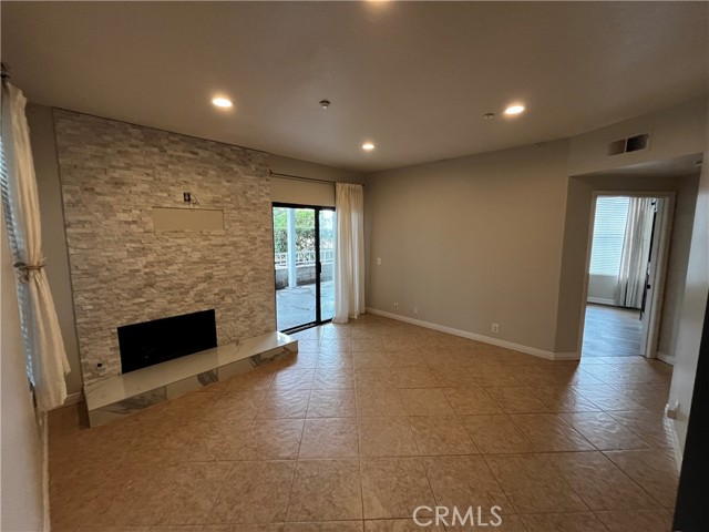 16960 Algonquin Street, Huntington Beach CA: https://media.crmls.org/medias/b62eaa43-1059-4077-8617-224a08ad5ca2.jpg