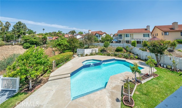 24300 Knoll Court, Diamond Bar CA: https://media.crmls.org/medias/b62ec56c-59e8-4529-8601-1eace6790346.jpg