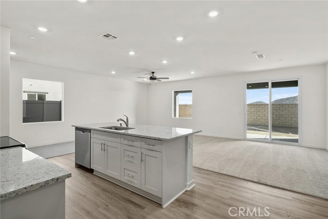 761 Longhorn Drive, San Jacinto CA: https://media.crmls.org/medias/b6306d61-23a6-4edb-9f7e-374d90f96160.jpg