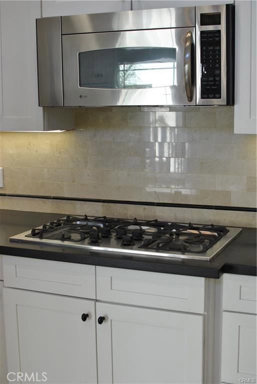 Detail Gallery Image 49 of 75 For 804 N Irena Ave #B,  Redondo Beach,  CA 90277 - 3 Beds | 2/1 Baths