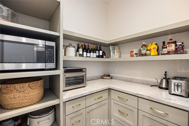 Detail Gallery Image 13 of 35 For 5260 Windmill Wy, San Luis Obispo,  CA 93401 - 4 Beds | 2/1 Baths