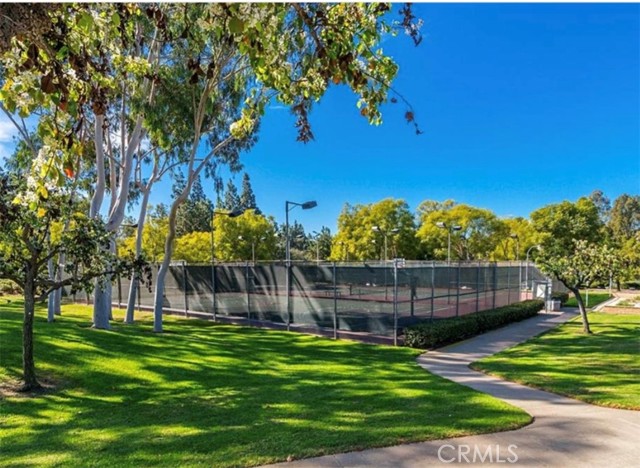 22152 Caminito Amor, Laguna Hills CA: https://media.crmls.org/medias/b631b78f-62ce-48db-81d5-15995c179823.jpg