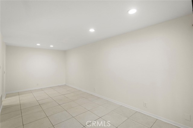 Detail Gallery Image 5 of 22 For 575 N Villa Ct #111,  Palm Springs,  CA 92262 - 1 Beds | 1 Baths