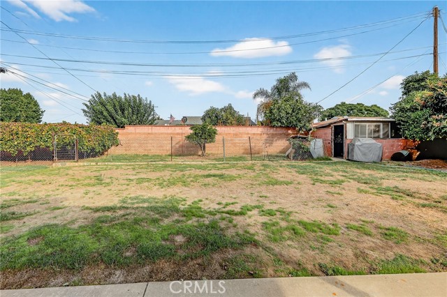5382 Park Place, Chino CA: https://media.crmls.org/medias/b6327c2a-7b75-4e27-91aa-9dea0d75eb12.jpg