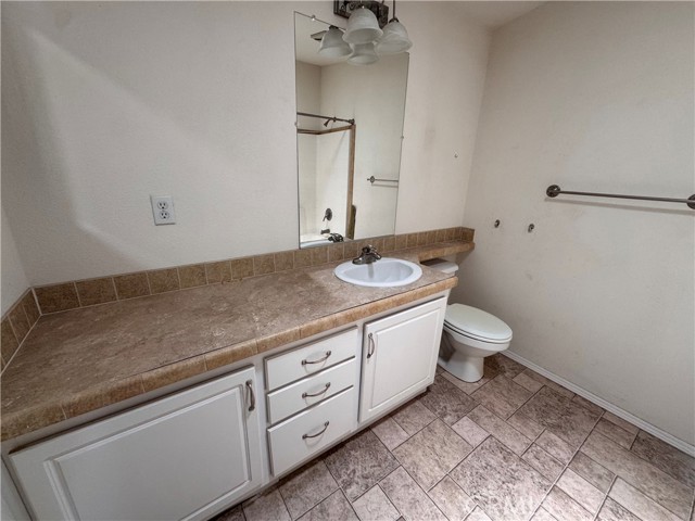 Detail Gallery Image 7 of 43 For 29226 Us Highway 58, Barstow,  CA 92311 - 4 Beds | 2 Baths