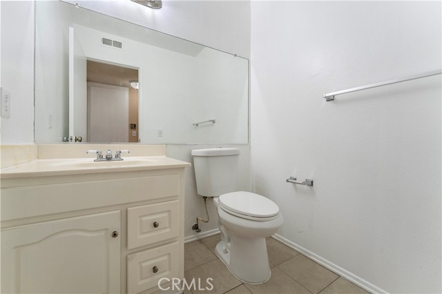 Detail Gallery Image 9 of 23 For 20805 E Calora St #G4,  Covina,  CA 91724 - 2 Beds | 2/1 Baths