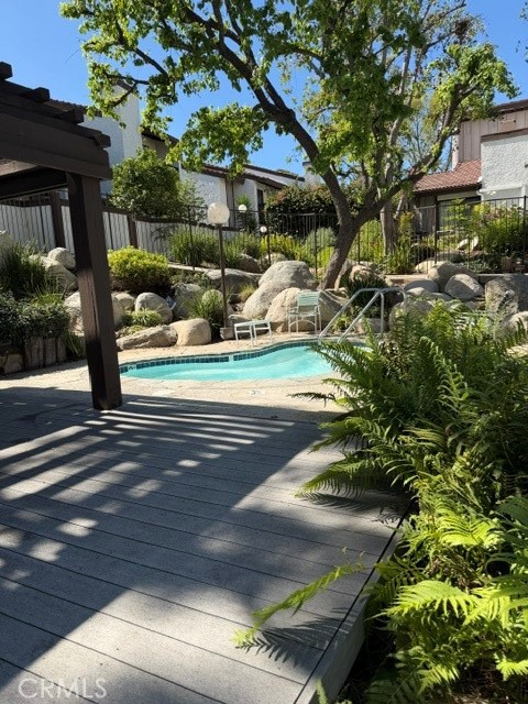 Detail Gallery Image 28 of 39 For 6275 Canoga, Woodland Hills,  CA 91367 - 2 Beds | 1 Baths