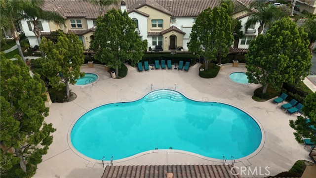 Detail Gallery Image 12 of 16 For 12450 Travanca Ln, Corona,  CA 91752 - 2 Beds | 2/1 Baths