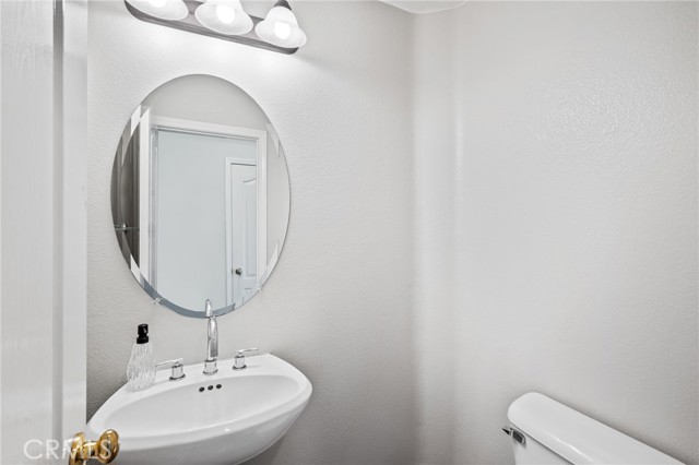 Detail Gallery Image 6 of 36 For 4134 Pacific Coast #137,  Torrance,  CA 90505 - 5 Beds | 4 Baths