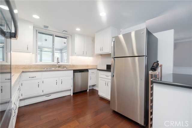 394 Avenida Castilla, Laguna Woods CA: https://media.crmls.org/medias/b634a70b-9b8b-46cb-a9fa-da11ee378003.jpg