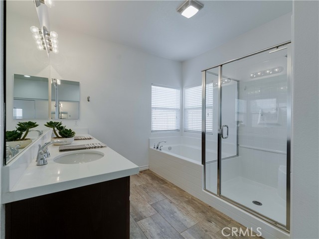 Detail Gallery Image 13 of 25 For 2720 Wensley Ave, El Centro,  CA 92243 - 4 Beds | 2 Baths