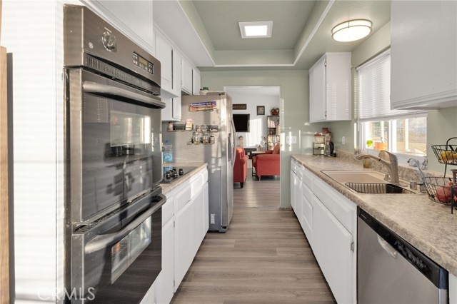 Detail Gallery Image 16 of 40 For 13167 Olathe Rd, Apple Valley,  CA 92308 - 4 Beds | 2 Baths