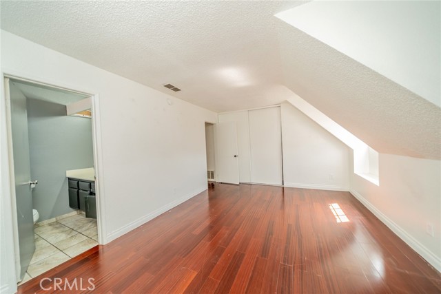 Detail Gallery Image 18 of 41 For 11327 Oakwood Dr, Fontana,  CA 92337 - 3 Beds | 2/1 Baths