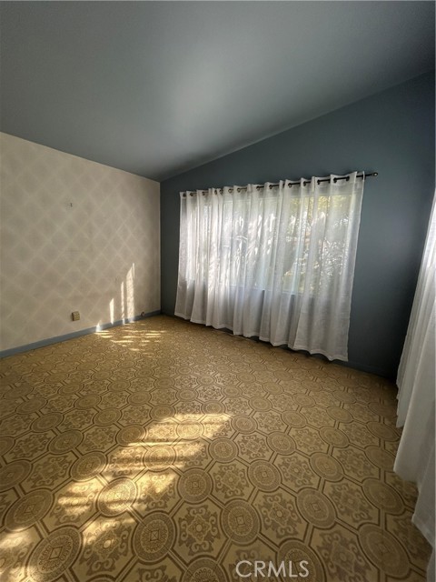 14261 Beckner Street, La Puente CA: https://media.crmls.org/medias/b635787b-f5e5-4adf-8162-60ace04ed4d6.jpg