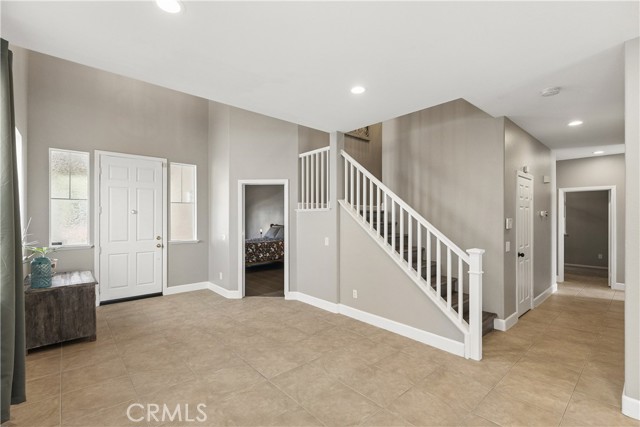 Detail Gallery Image 10 of 36 For 31171 Old Trail Cir, Murrieta,  CA 92563 - 4 Beds | 3 Baths
