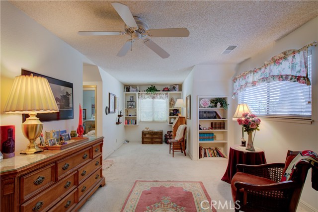 2341 Village Circle Drive, Atwater CA: https://media.crmls.org/medias/b636e871-1cd3-40ef-981a-44e11630d533.jpg