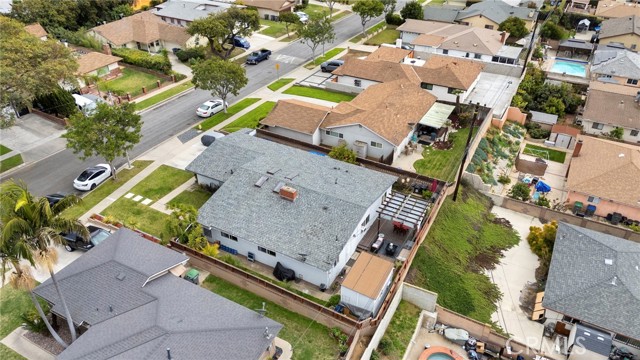 19309 Tillman Avenue, Carson CA: https://media.crmls.org/medias/b637cc7d-d8ad-4a02-b66a-b17fb9568995.jpg