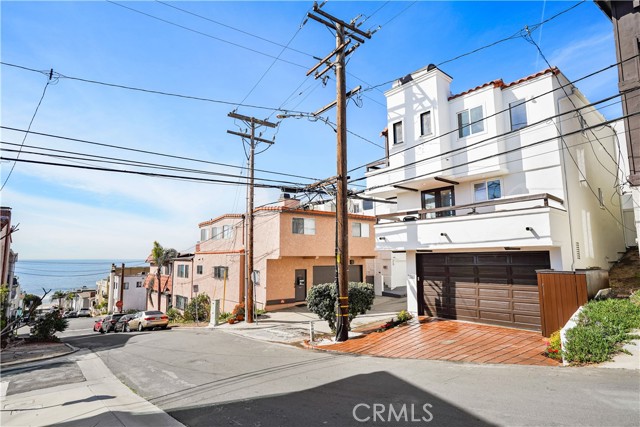 315 23rd Street, Manhattan Beach, California 90266, 3 Bedrooms Bedrooms, ,1 BathroomBathrooms,Residential,Sold,23rd Street,SB22006593
