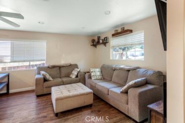 Detail Gallery Image 3 of 36 For 4530 San Jacinto, Atascadero,  CA 93422 - 2 Beds | 2 Baths